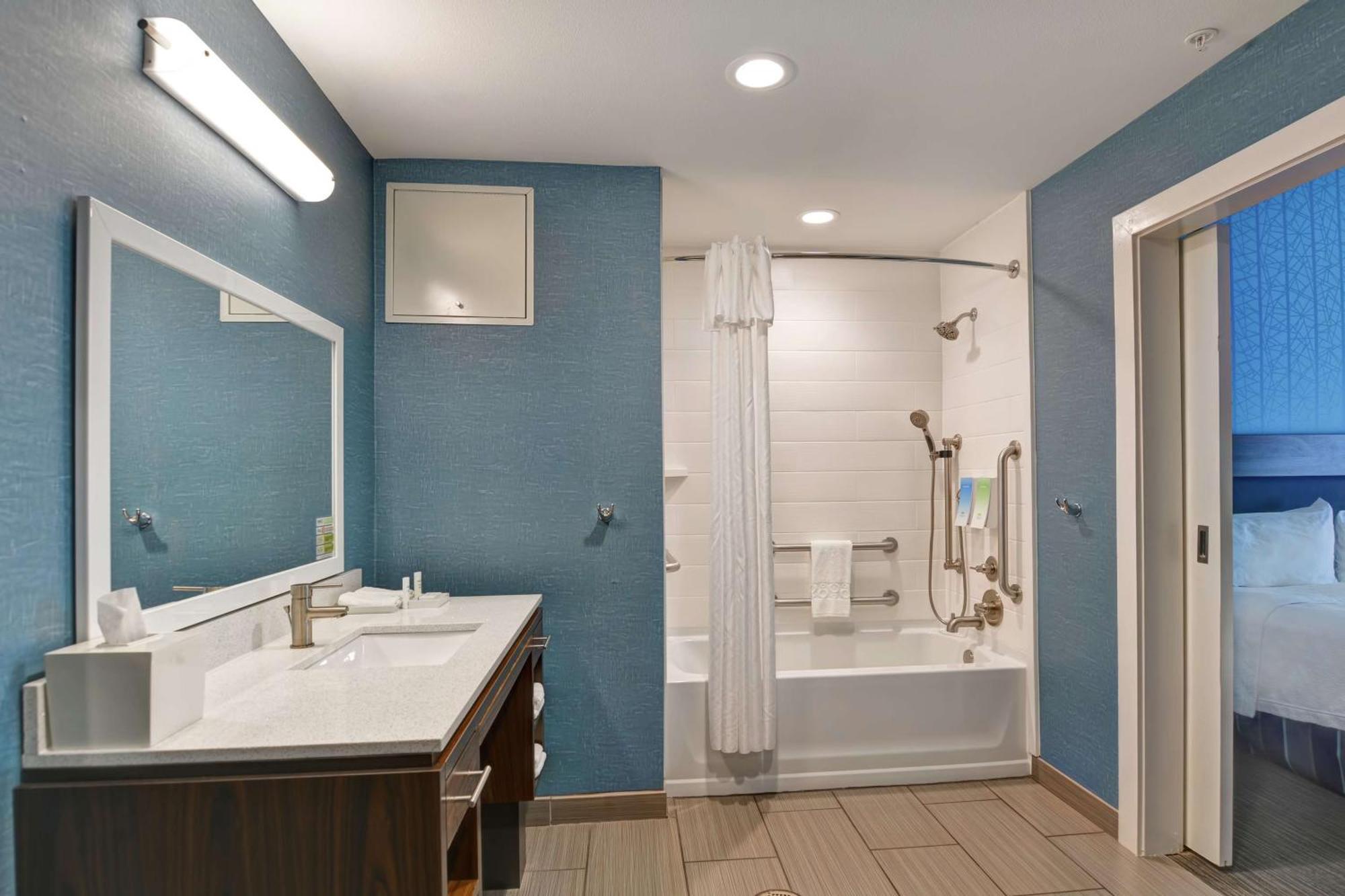 Home2 Suites Pensacola I-10 At North Davis Hwy Luaran gambar